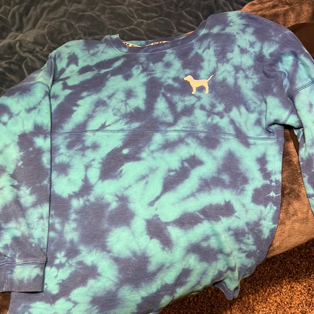 Victoria Secret - Pink Long Sleeve